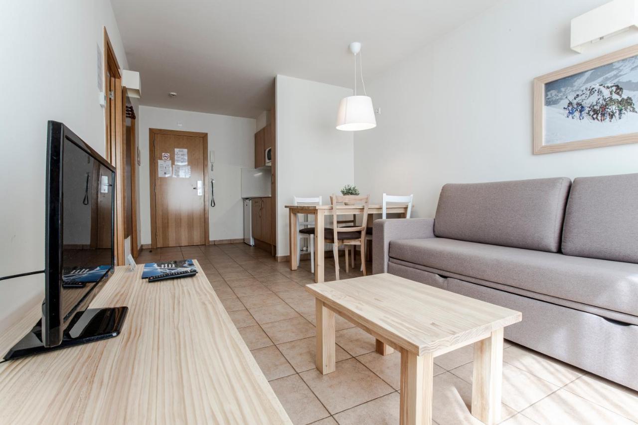 Outdoor Apartaments - Ski กานีโญ ภายนอก รูปภาพ